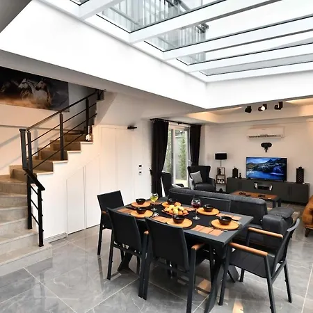 فيلة Sayir 2 Premium Villa's