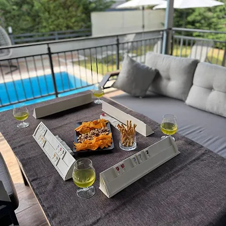 فيلة Sayir 2 Premium Villa's