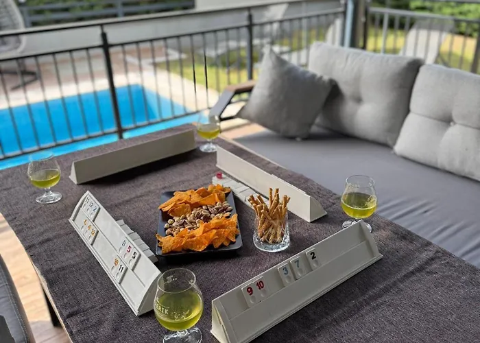 Vila Sayir 2 Premium Villa's